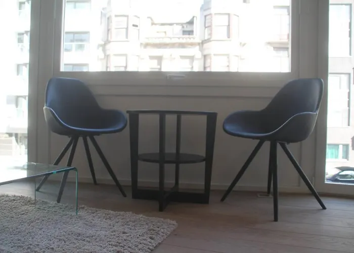 公寓 Leon-rens, Op 1 Minuut Het *