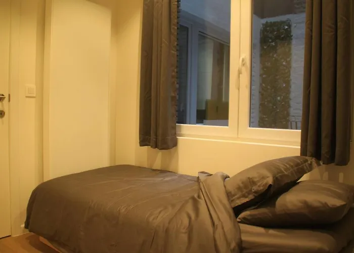 Leon-rens, Op 1 Minuut Het