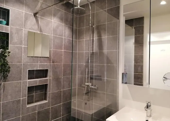 Leon-rens, Op 1 Minuut Het *